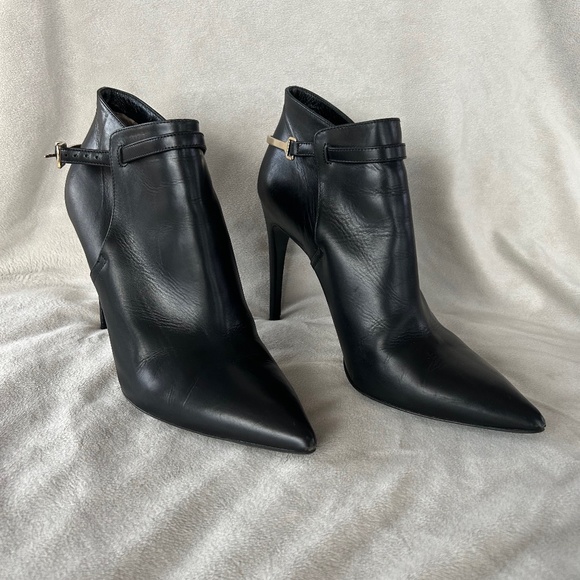 Burberry Black Leather High Heel Booties – Size 39